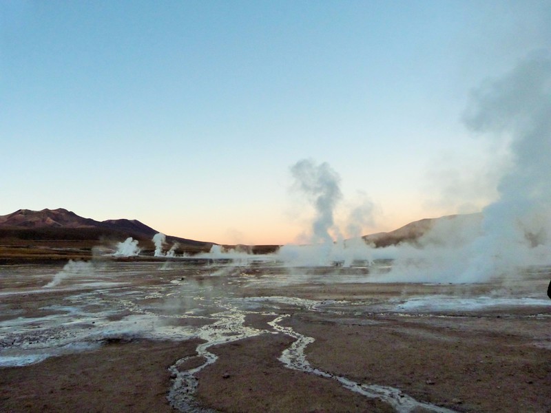 Geysers del Tatio, the sun comes up