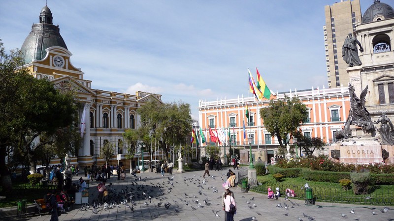 Plaza Murillo, with Parliament House and the Presidential palace