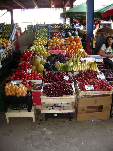 Amzei Fruit Market, Bucharest
