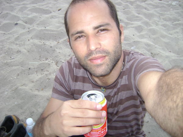 Having a small beer @ the beach!!!
