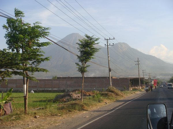 Gunung Arjuna (3339m)
