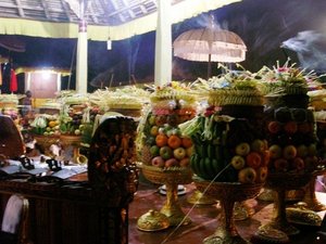 Temple - some of the many fruit offerings