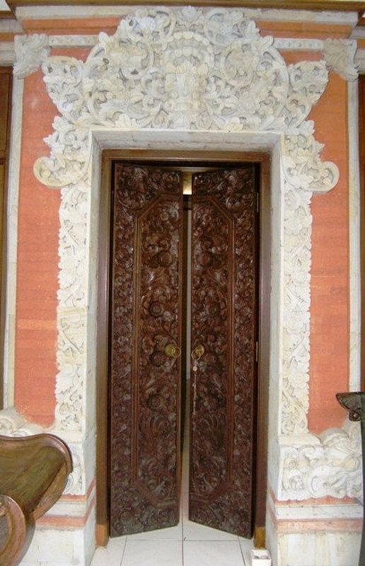 Pradha Guesthouse: My front door