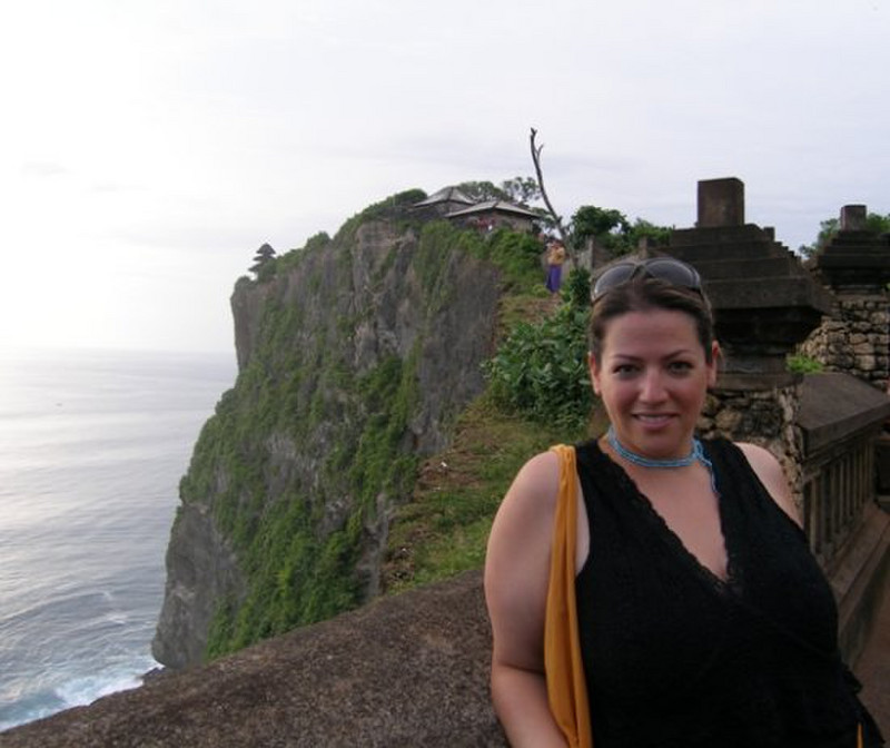 f - See the temple on the cliff behind me?