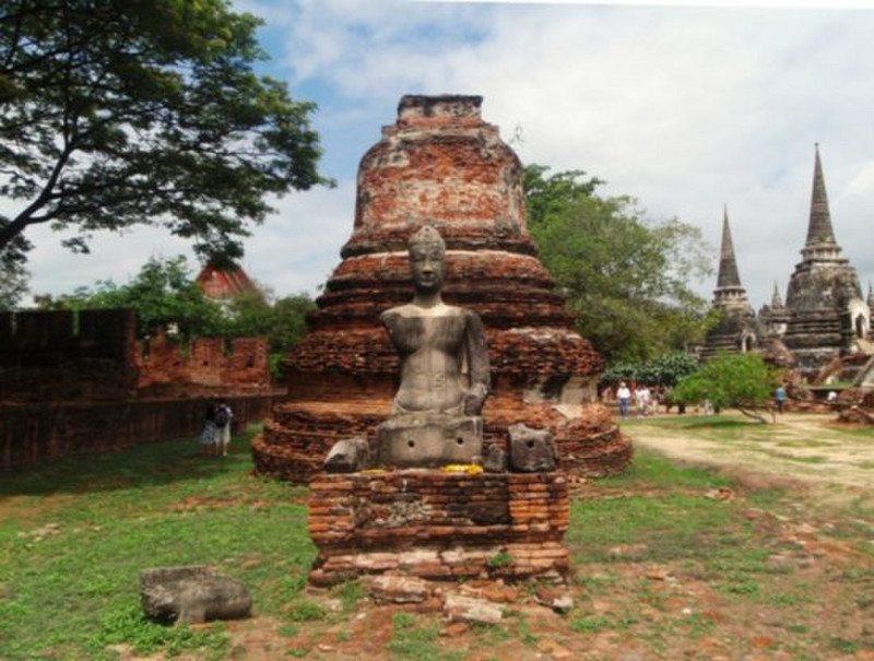 Buddha - ancient city ruins of Ayutthaya