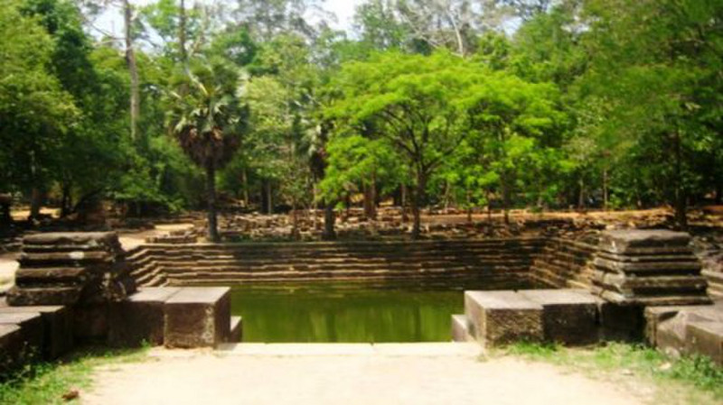 Public pool at Angkor Thom