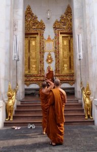 Outside the Shrine-hall of Phra Phutthachinnasi