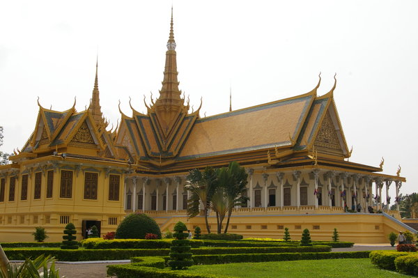 Palais Royal et Golden Pagoda