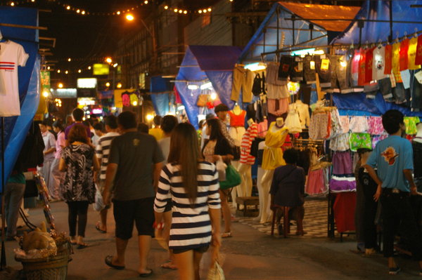 Le night Bazaar
