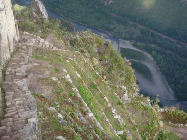 Ruins from the top of Waynu Picchu 4