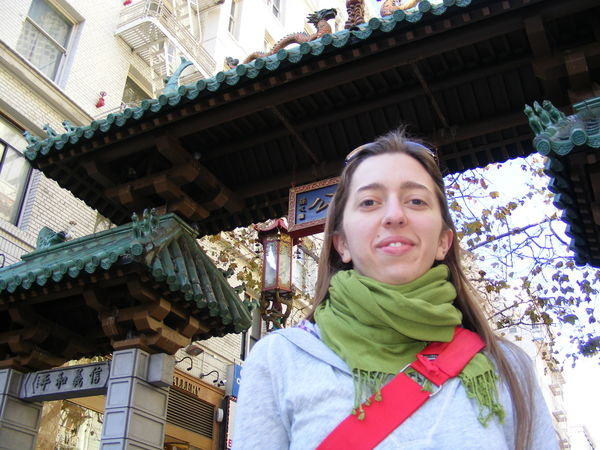 Brit at the Chinatown gate