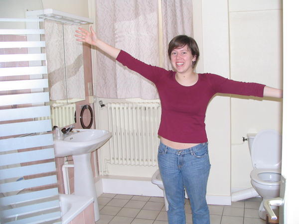 Sarah and the magic bathroom