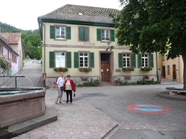 Lorenza & Bernadette in Eguisheim