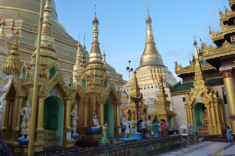Shwedagon by day