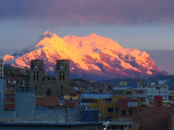 Illimani towers over La Paz at a lofty 6462 m/21,122 ft