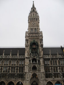 Rathaus with glockenspiel