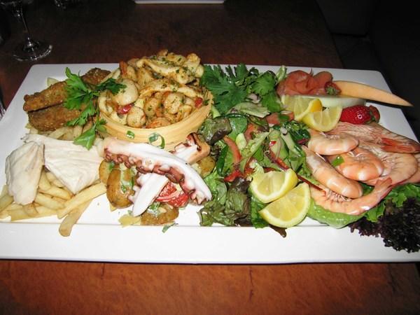 Seafood Piggy Platter