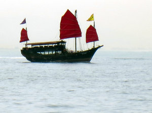 RED SAILS IN THE SMOG