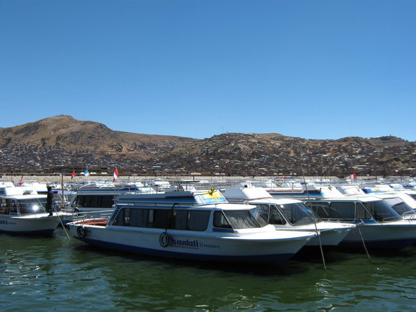 Small harbor in Puno
