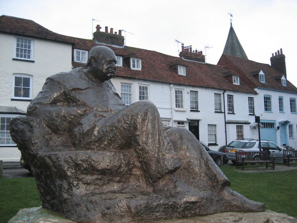 Winston Churchill statue at Westerham