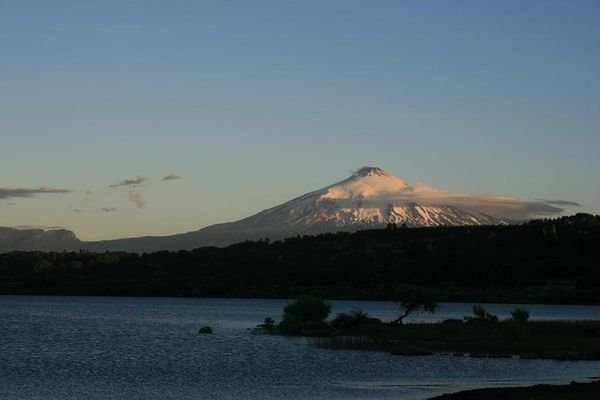 Der Vulkan Villarrice am Abend vor der Besteigung.
