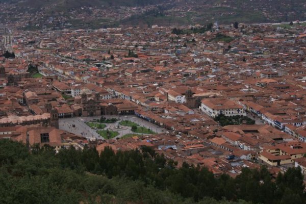 Ausblick von der Inkafestung Saqsaywaman auf Cusco