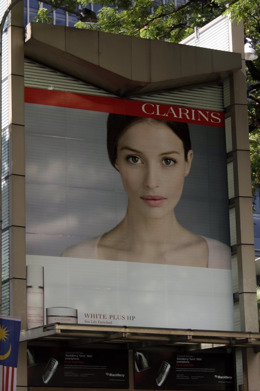 Werbung für noch weißere Haut