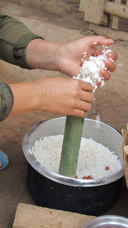 Making sticky rice