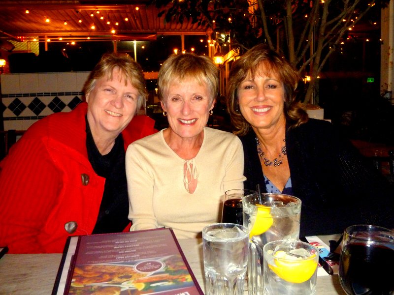 Linda, Carolyn & me
