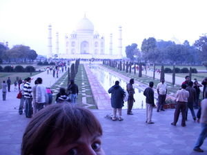 Peek a boo Cathy @ the Taj