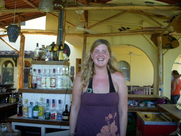 El, one of the fun hosts and bartenders!
