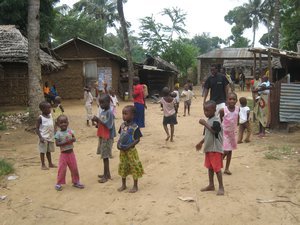 98 Kinder in Mutomondoni