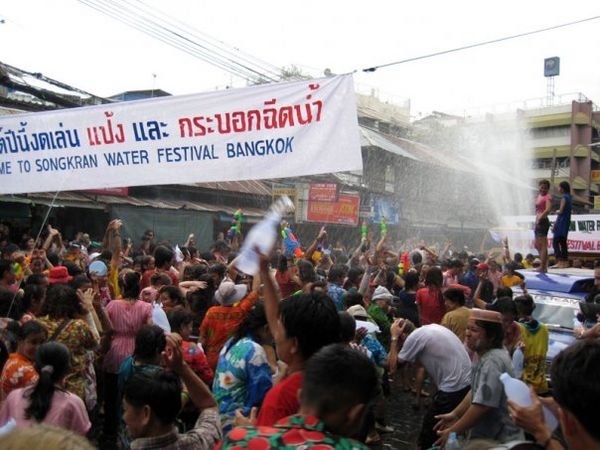 Crazy Songkran Festival!!