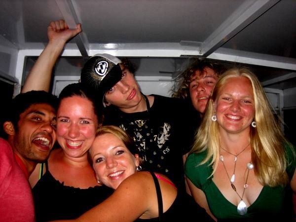 booze-cruise-photo