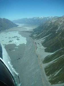 Schliffgrenze des Gletschers mit Gletschersee