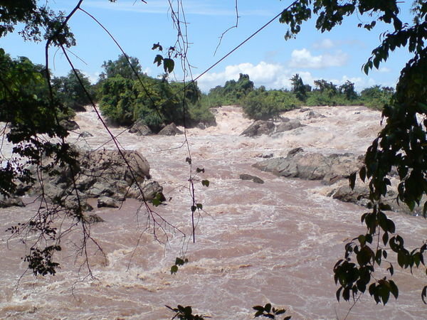 Waterfalls come rapids on the Mekong