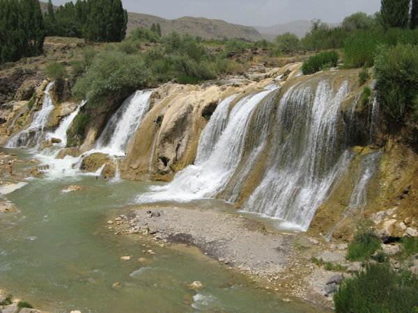 Muradiye Waterfall