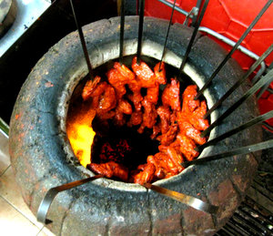 so that's what a tandoori oven looks like...