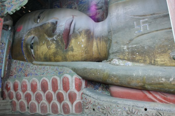 Zhangye: The giant reclining Buddha