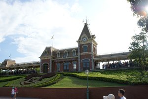 Disneyland II
