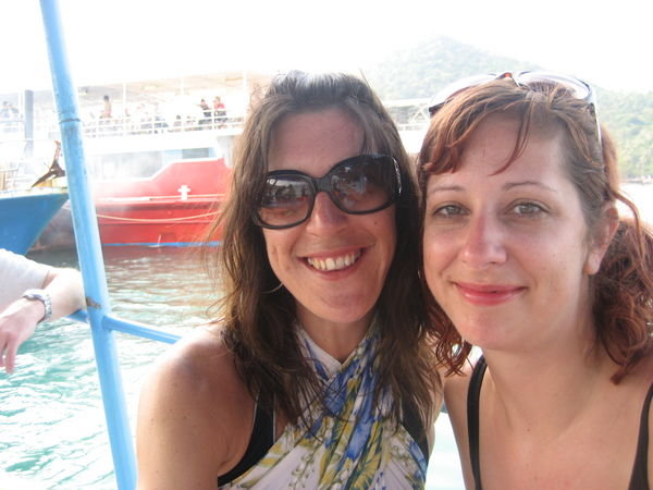Me and Leah on the boat/Leah y yo en el barco