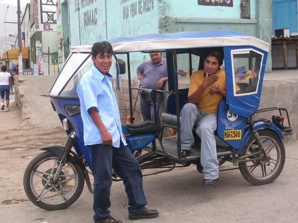 moto taxi boys in Rimac