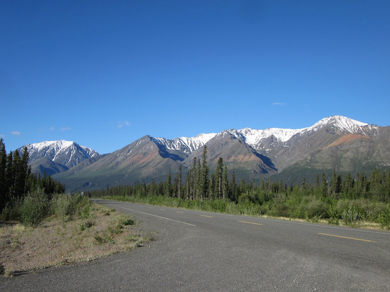 Alaska Highway, Yukon side