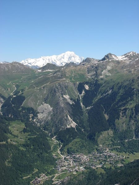 Mont Blanc au loin