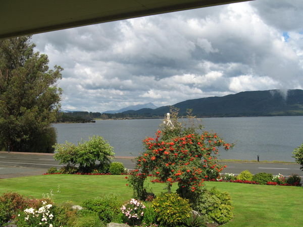 Te Anau Hotel on the Lake