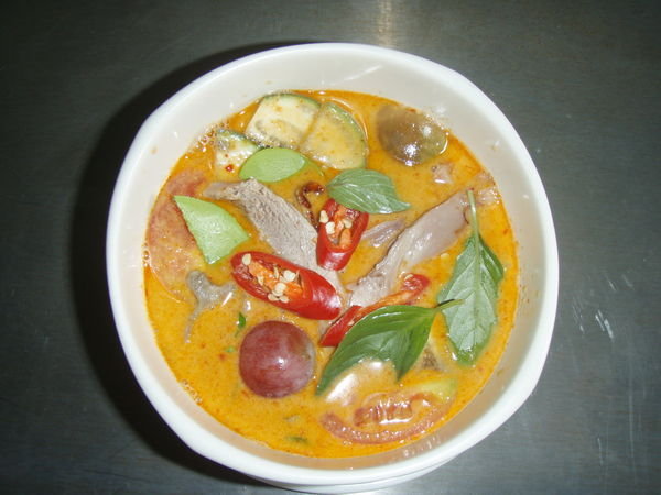 duck red curry