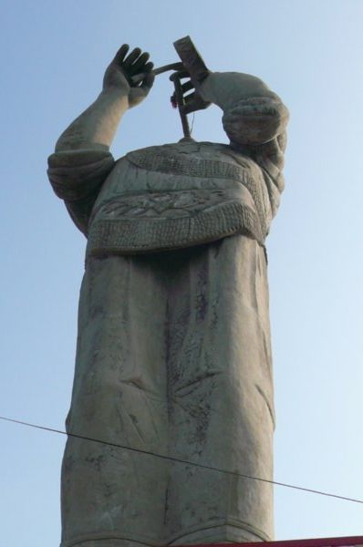 Statue of a flute player