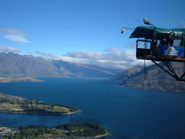 Bungy jump at Queenstown