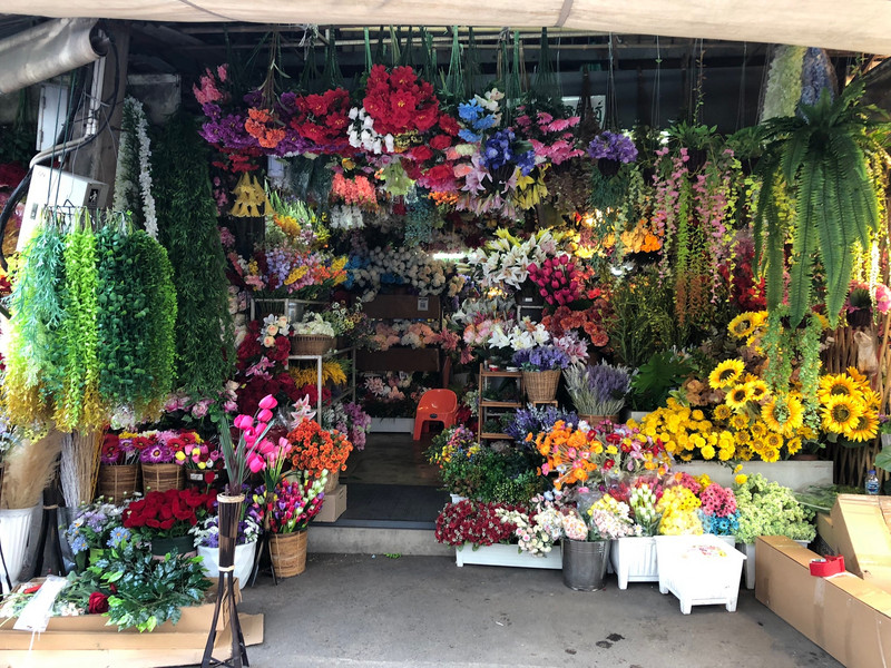 Flowers at the market 
