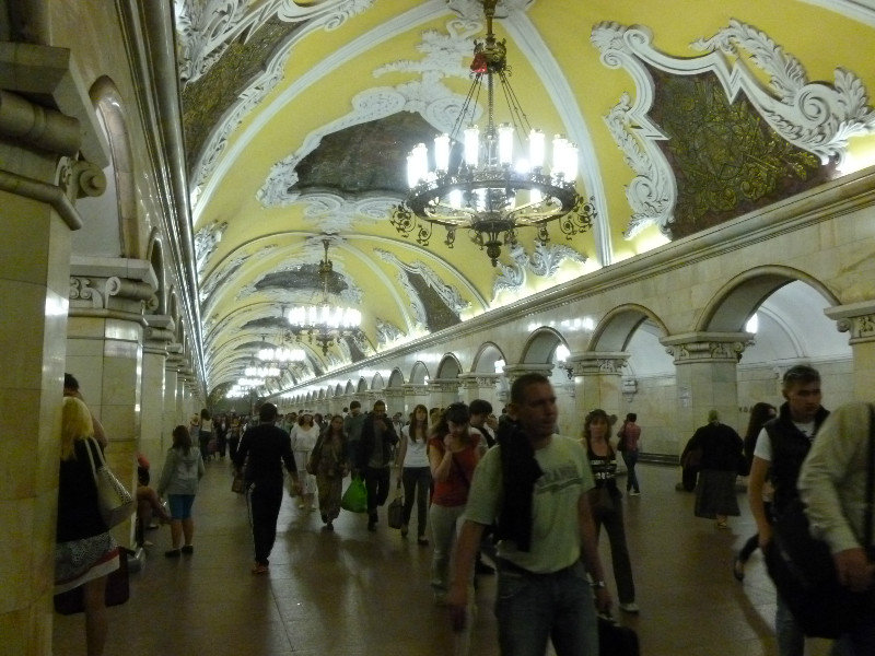 Busy Moscow metro concourse